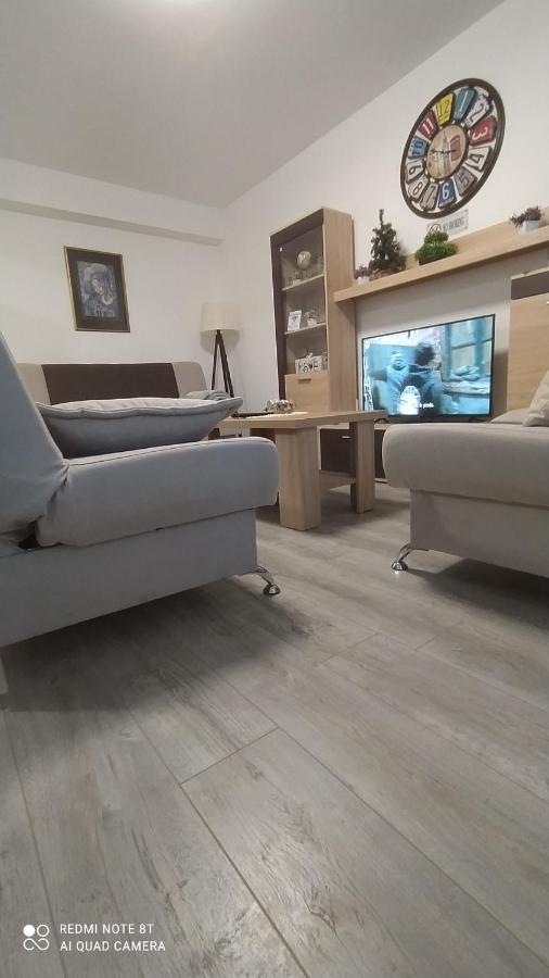 Apartman * Victory * バニャ・ルカ エクステリア 写真