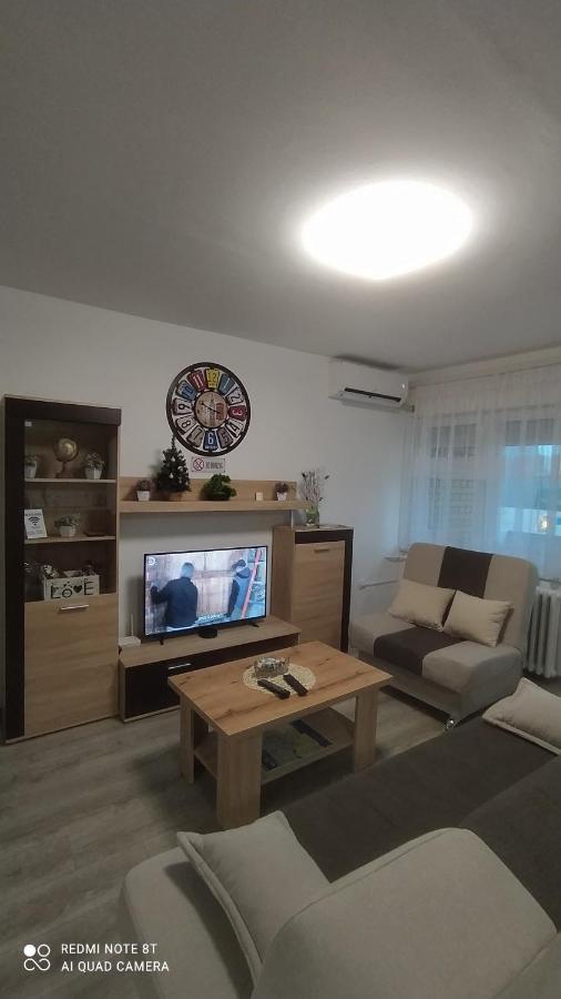 Apartman * Victory * バニャ・ルカ エクステリア 写真